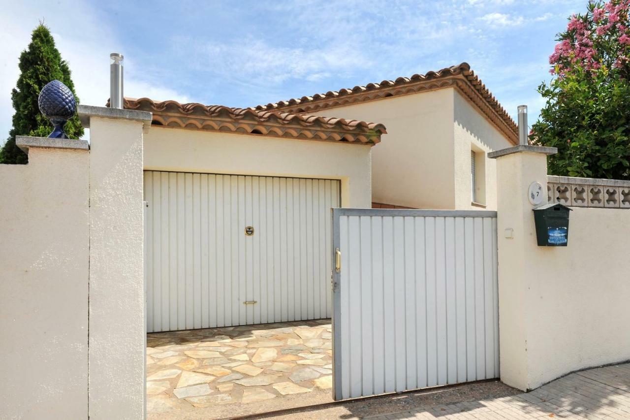 Guti Villa L' Escala Exteriör bild